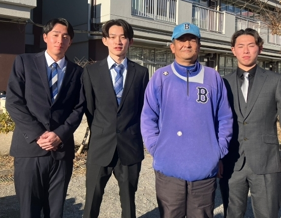 毎年恒例！！成人したボーイング選手が来てくれました！